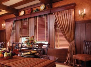 Rèm gỗ phòng khách thu hút người dùng lựa chọn sử dụng